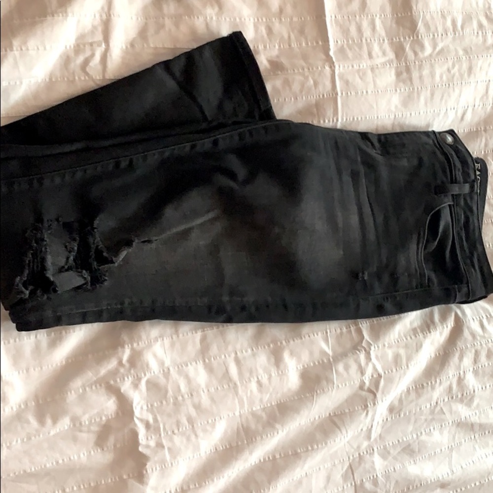 American eagle black jeans with ripped knees